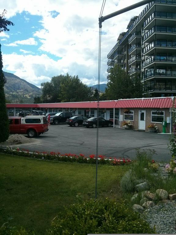 Holiday House Motel Пентиктън Екстериор снимка